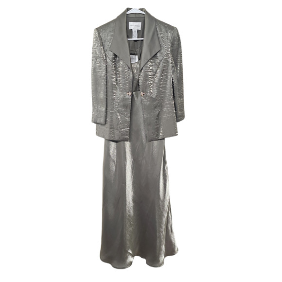 Davids Bridal Women 2 piece Event Dress Size 10 Gala MOB Formal Metallic  Mature - Picture 1 of 13